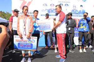 Peringatan Hari Bhayangkara ke 77, Polres Sumbawa Barat Gelar Fun Run 10 KM dan Jalan Santai