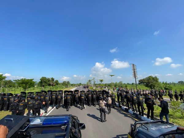 Polres Loteng Berhasil Menghalau Massa Yang Akan Saling Serang di Pujut